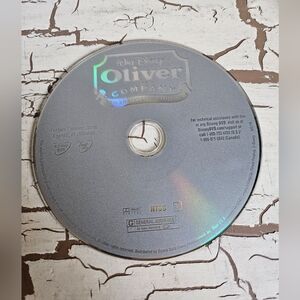 10/$15 Oliver and Company DVD Good Condition